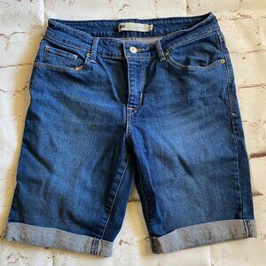 Levi's Denim Shorts - Size 6